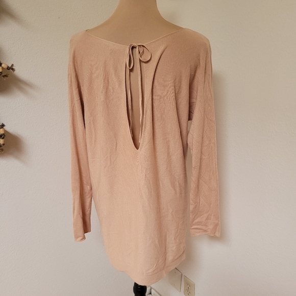 Vince Slit Back Tie Cashmere Blend Sweater - Picture 7 of 7